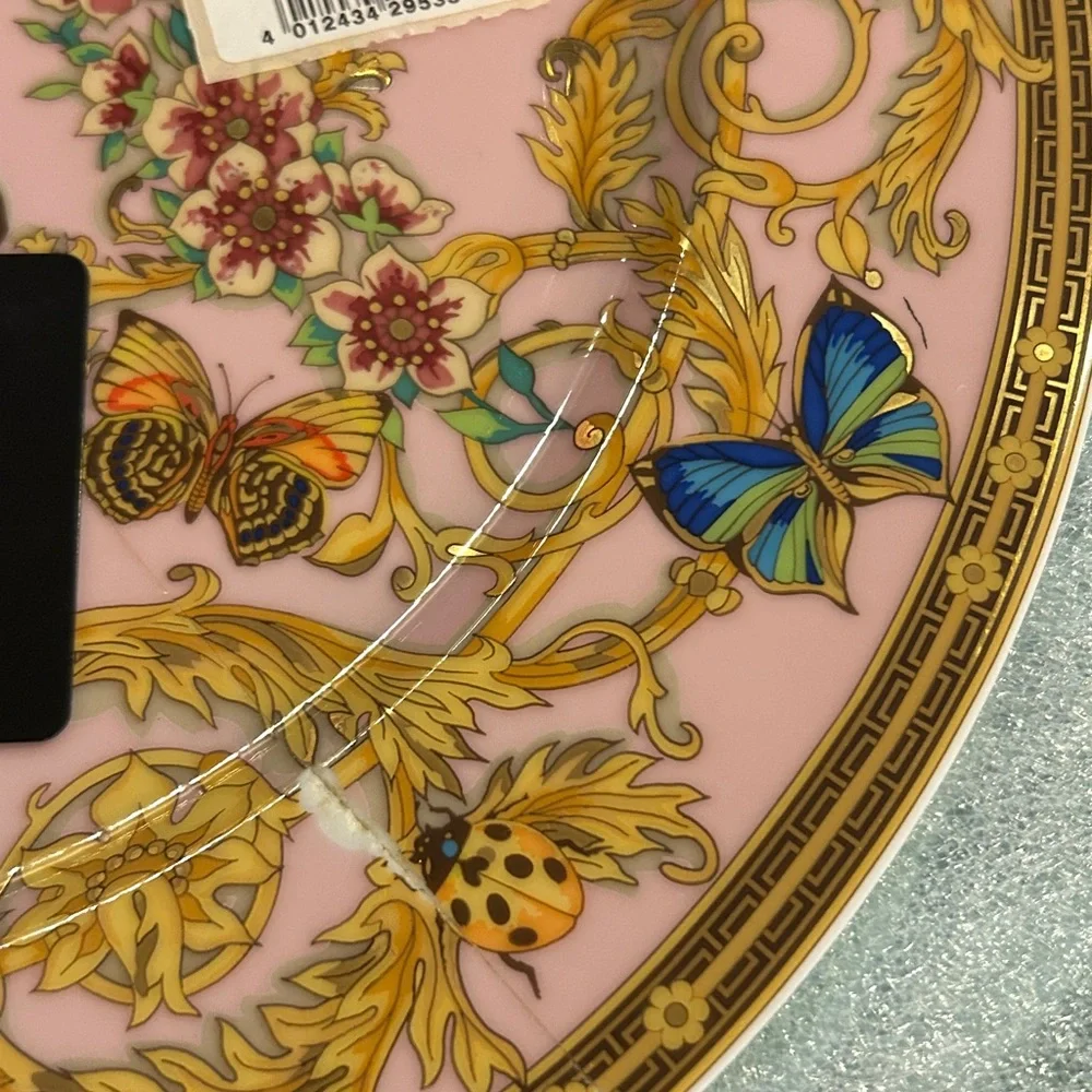 Versace chargers - Picture 6 of 7